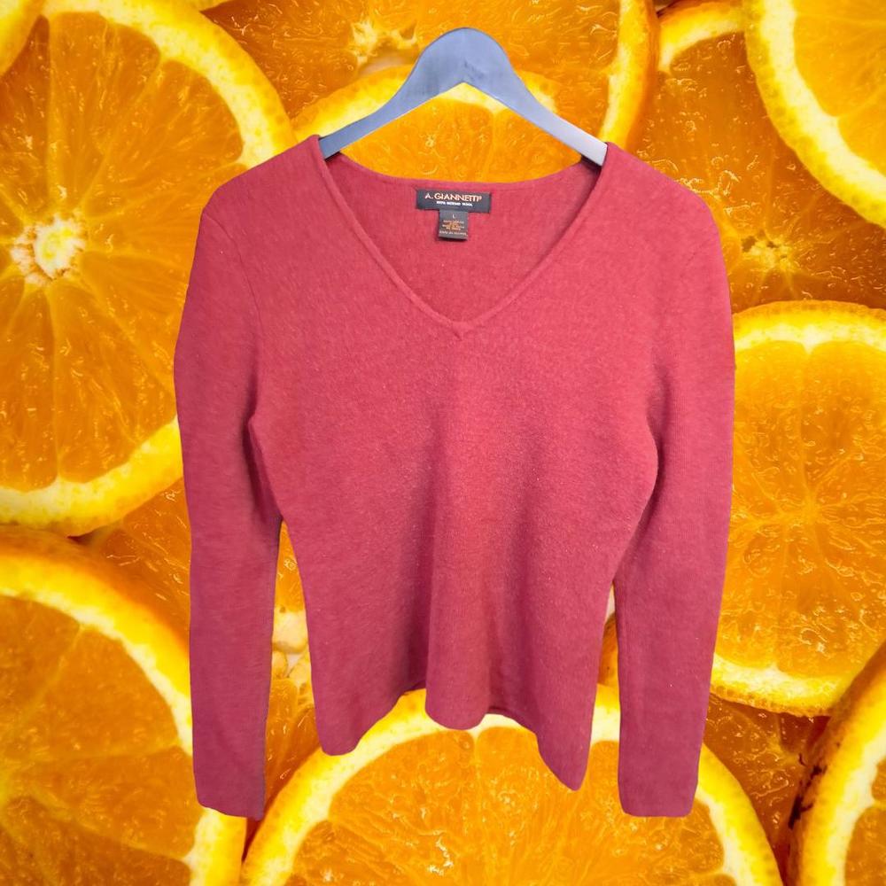 A. Giannetti 100% Merino Wool Red V Neck Sweater Size‎ Large